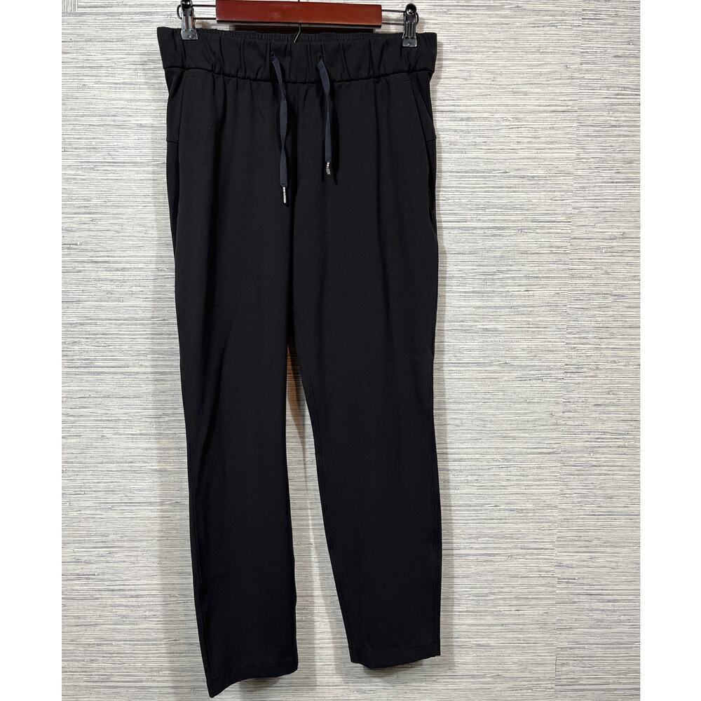 Lululemon Women's Black Dress Pants / Size-6